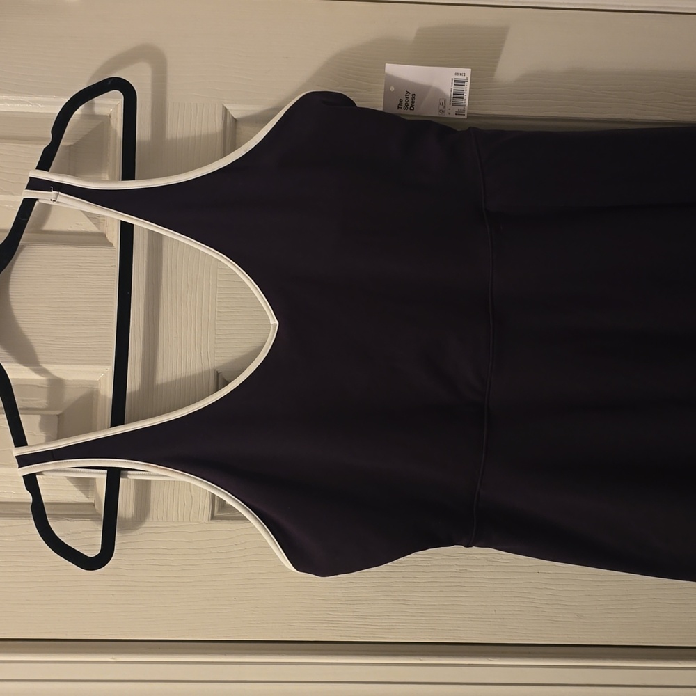 SO BRAND WOMEN'S JUNIOR SIZE BLACK AND WHITE SPORTY DRESS SIZE XL